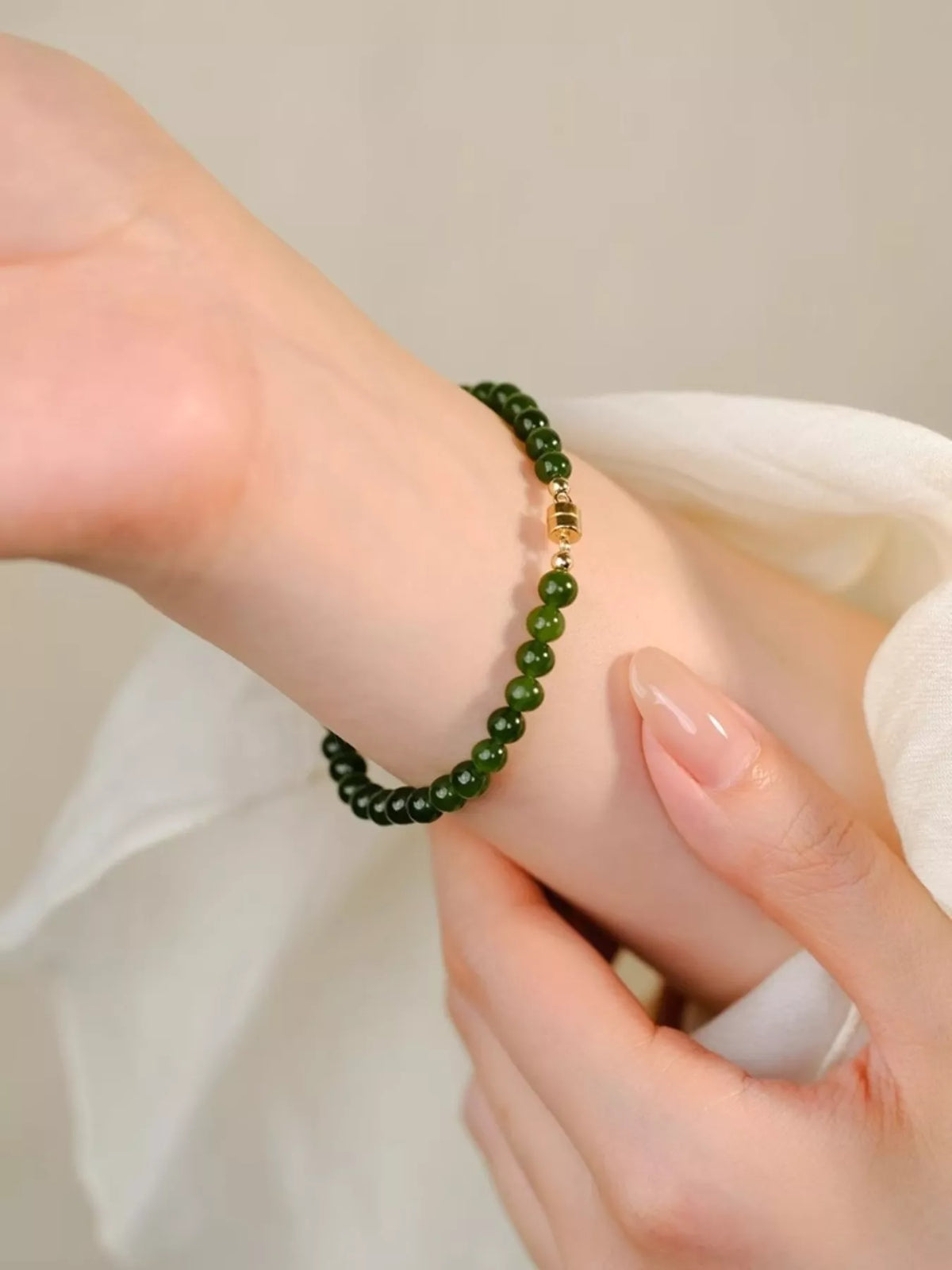 Agate Beaded Bracelet - alternate jewelry view