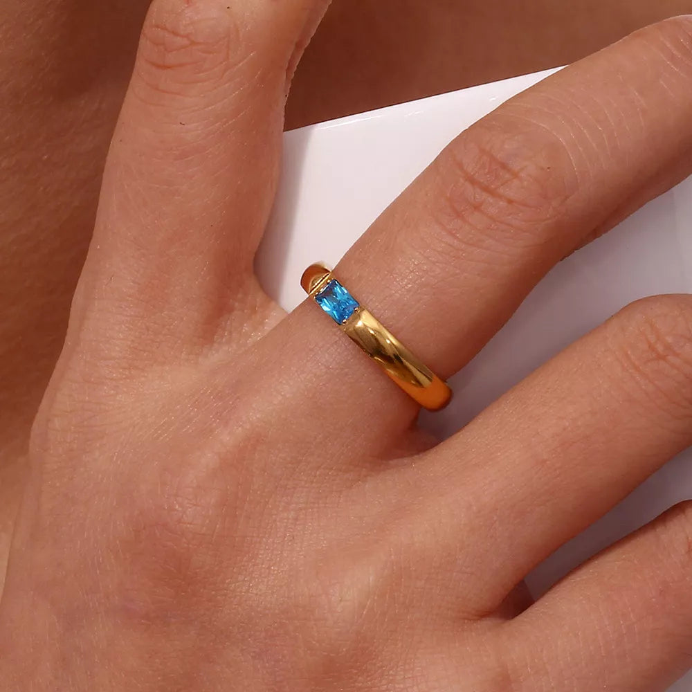 18K Gold-Plated Zircon Ring in Dark Green - women's ring