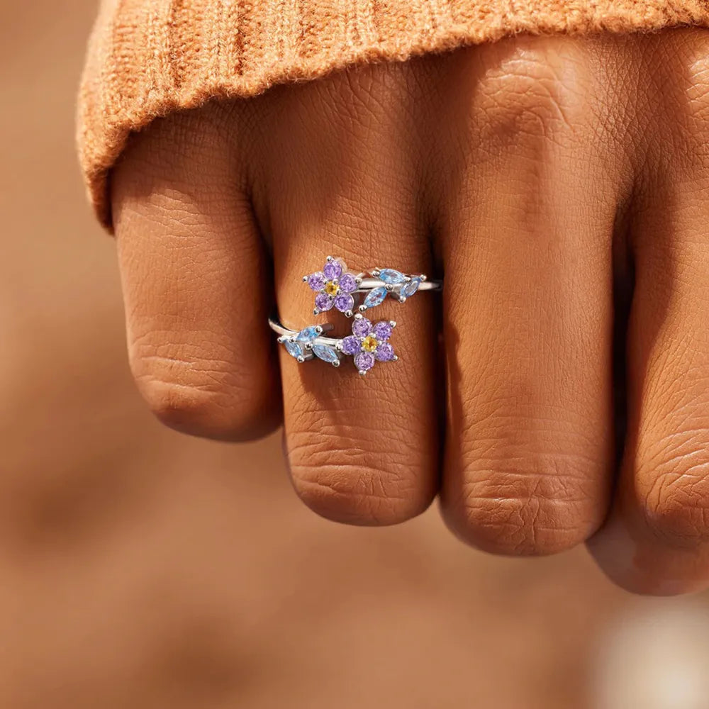 Flower Shape Inlaid Zircon Sterling Silver Ring in Silver - women's ring