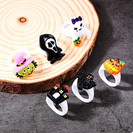 6 Piece Halloween Themed Rings in Black - women's ring