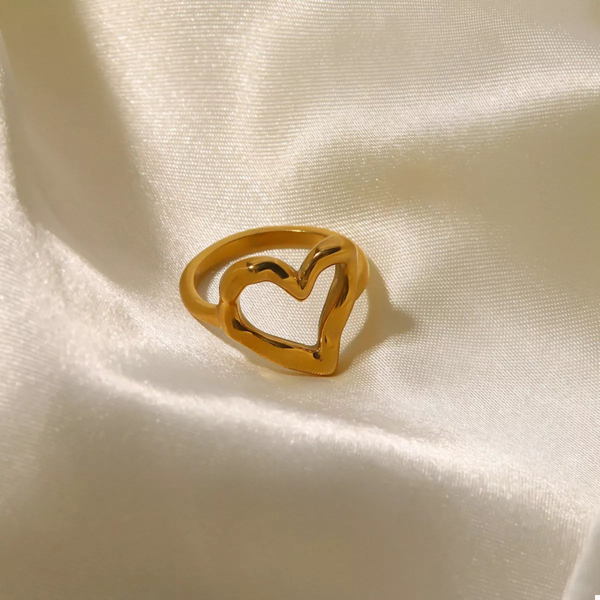 18K Gold-Plated Heart Ring - alternate ring view