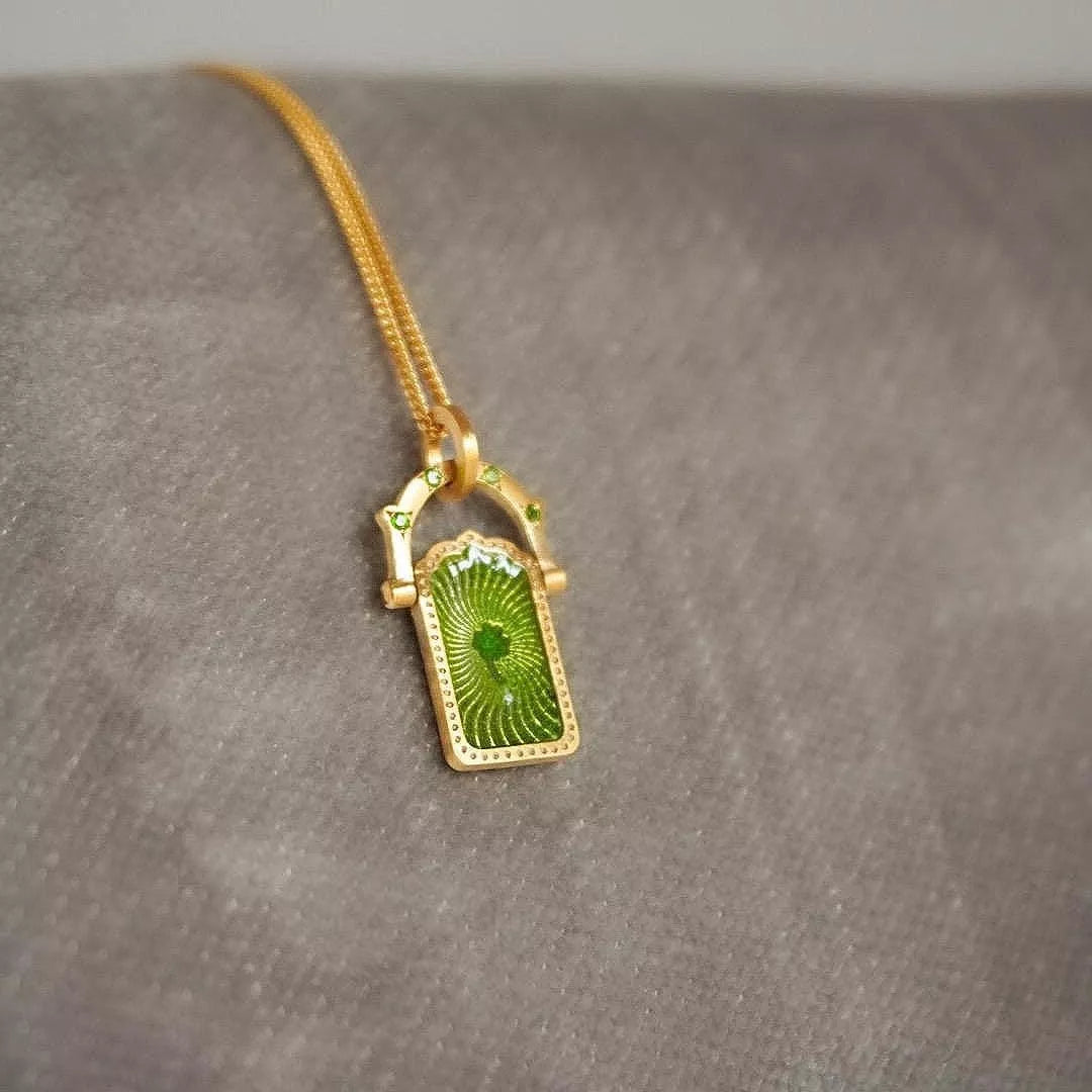 18K Gold-Plated Titanium Steel Pendant Necklace - alternate necklace view