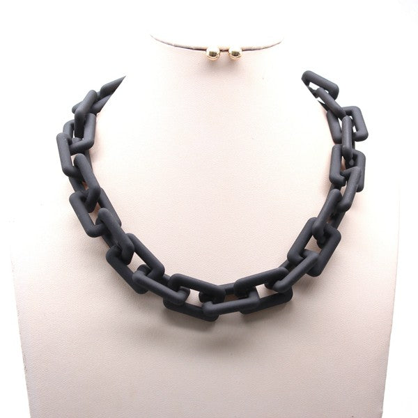 Matte Necklace Set