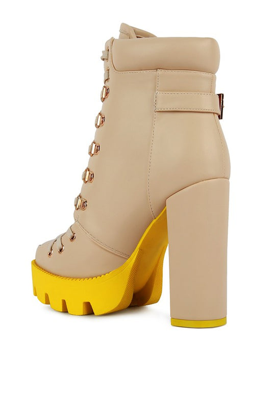 Collared Contrast Boots