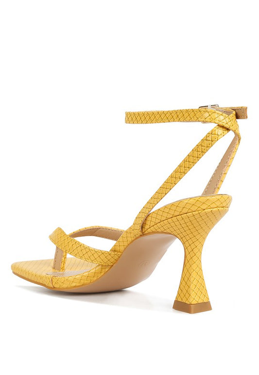 Thong Sandals with Pin Buckle