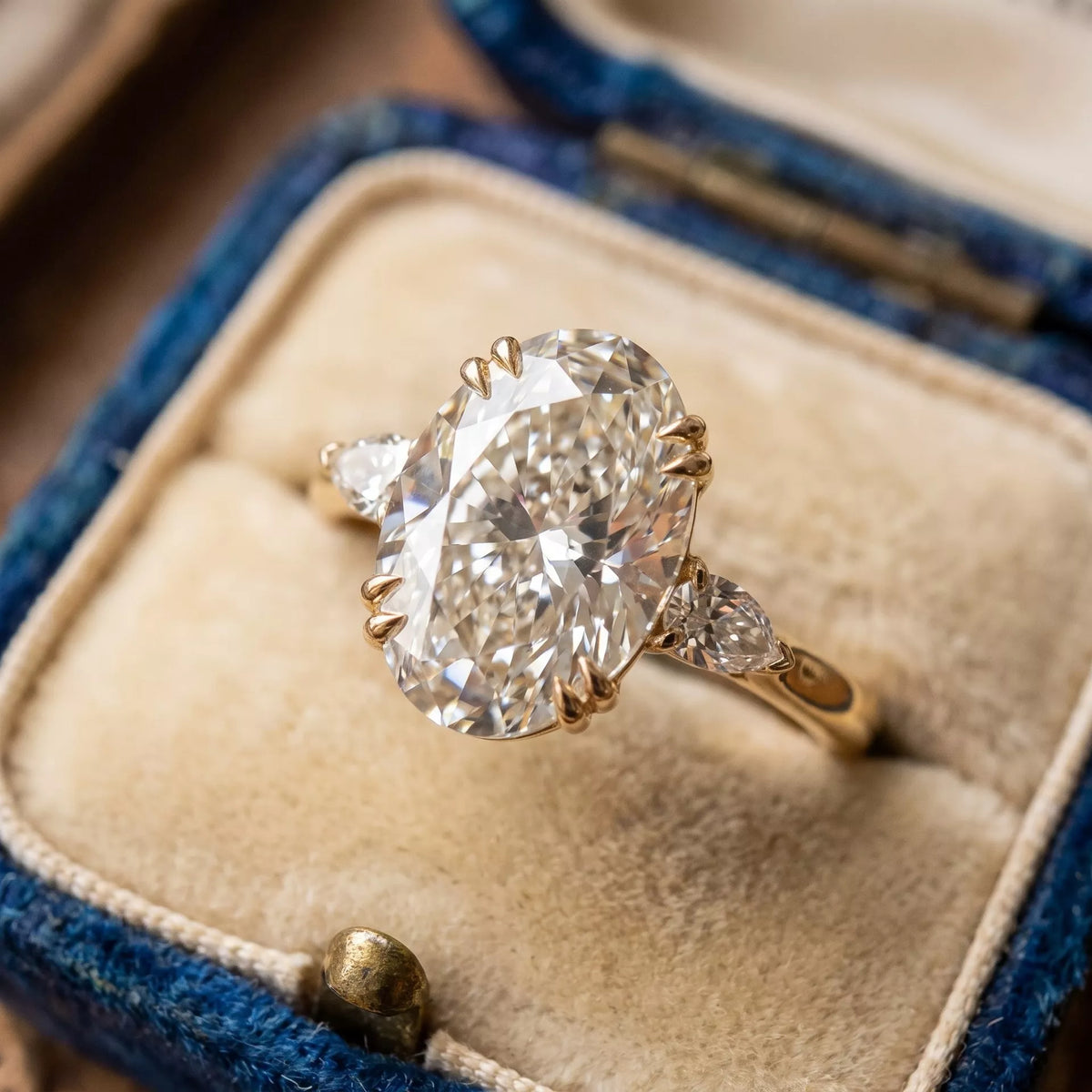 18K Gold-Plated Zircon Oval Ring - alternate ring view