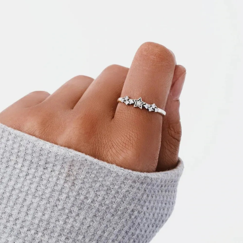 Sterling Silver Star Ring in Silver - women's ring