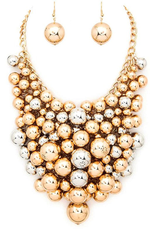 Cluster Bib Necklace