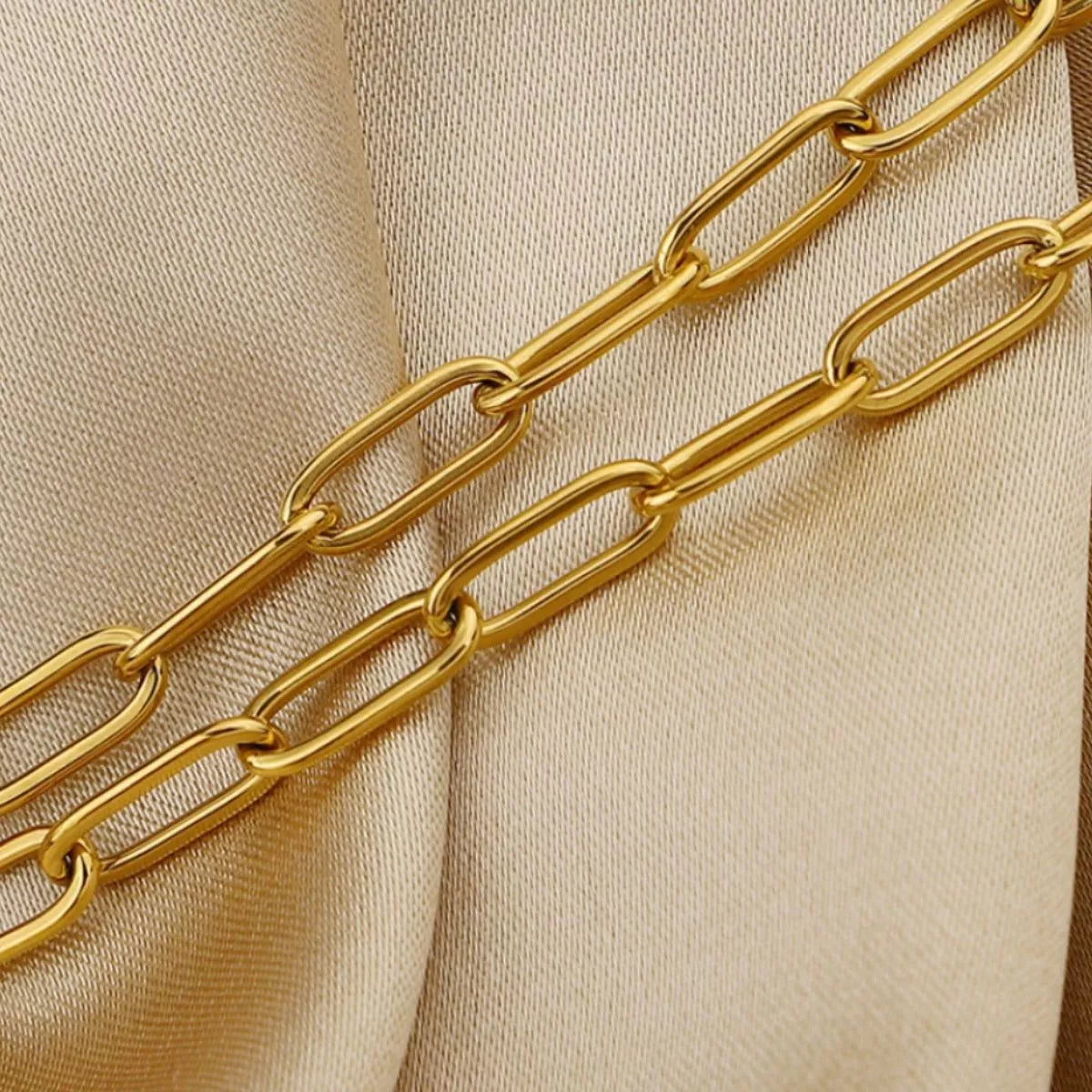 18K Gold-Plated Chain Link Toggle Clasp Necklace - alternate necklace view
