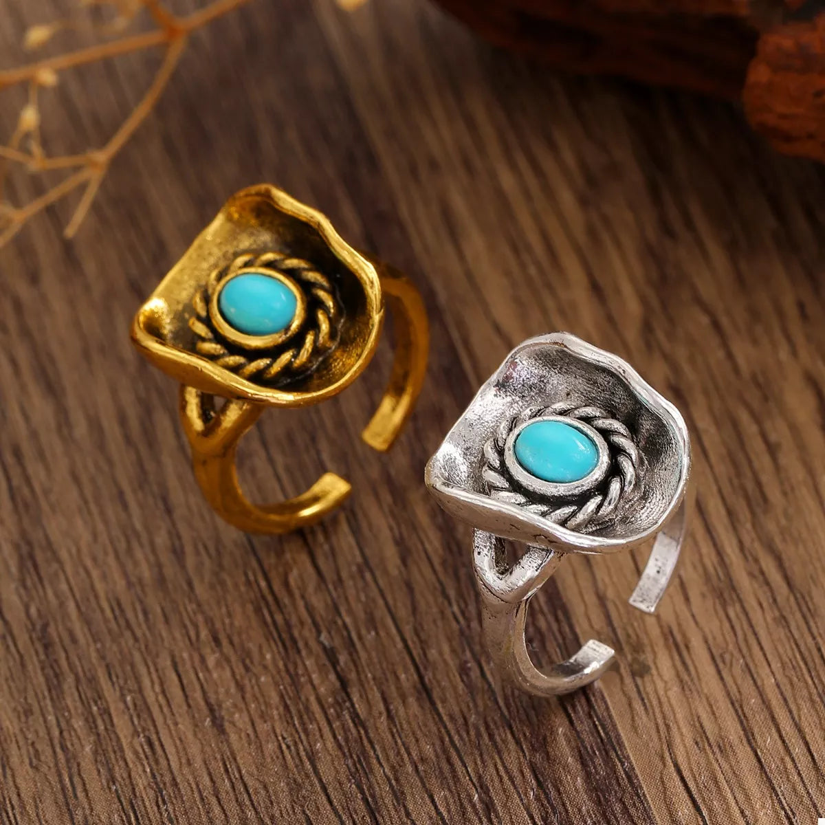 4 Piece Vintage Western Style Bull Head Rings - alternate ring view