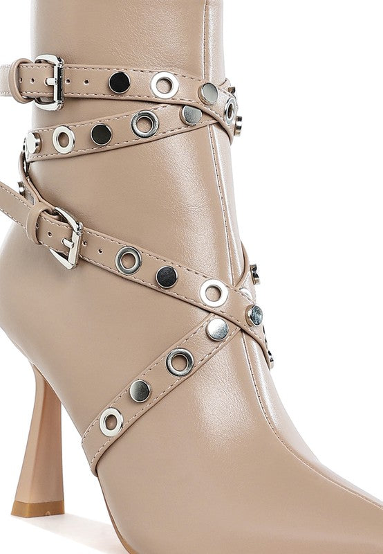 Eyelets Harness Ankle Boots