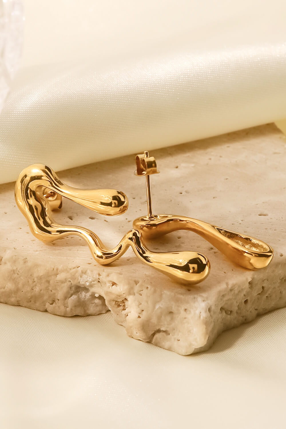 18K Gold-Plated Geometric Mismatched Earrings - alternate earring view
