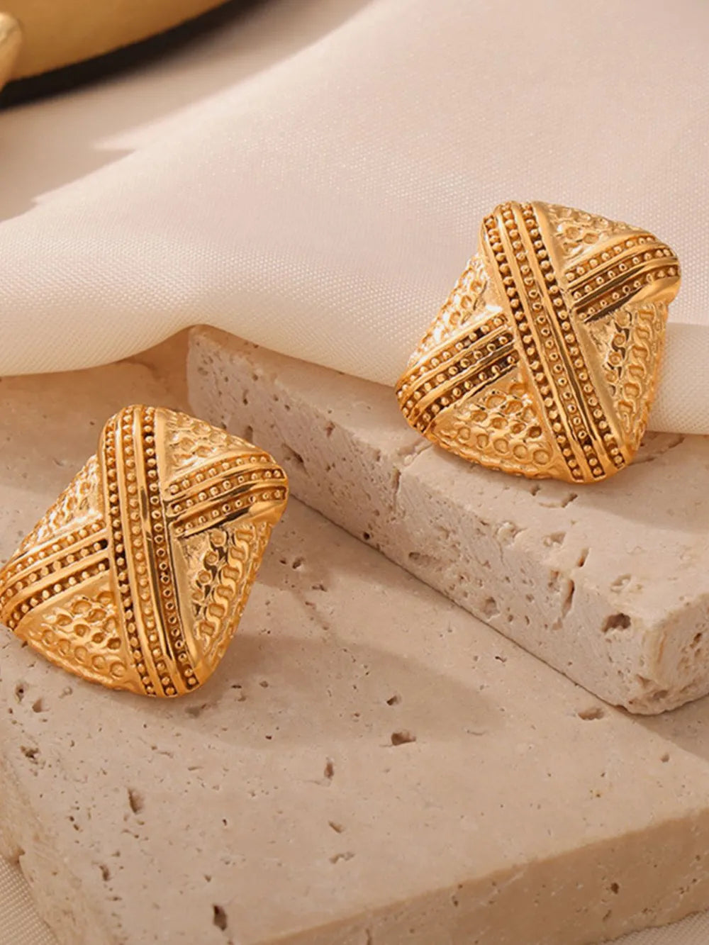Titanium Steel Geometric Shape Earrings - alternate earring view