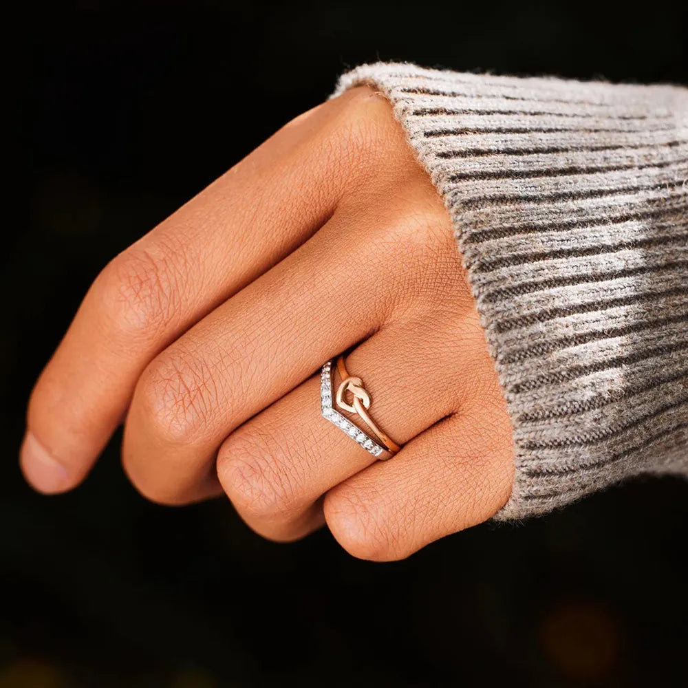 Knotted Heart Shape Inlaid Zircon Ring - alternate ring view