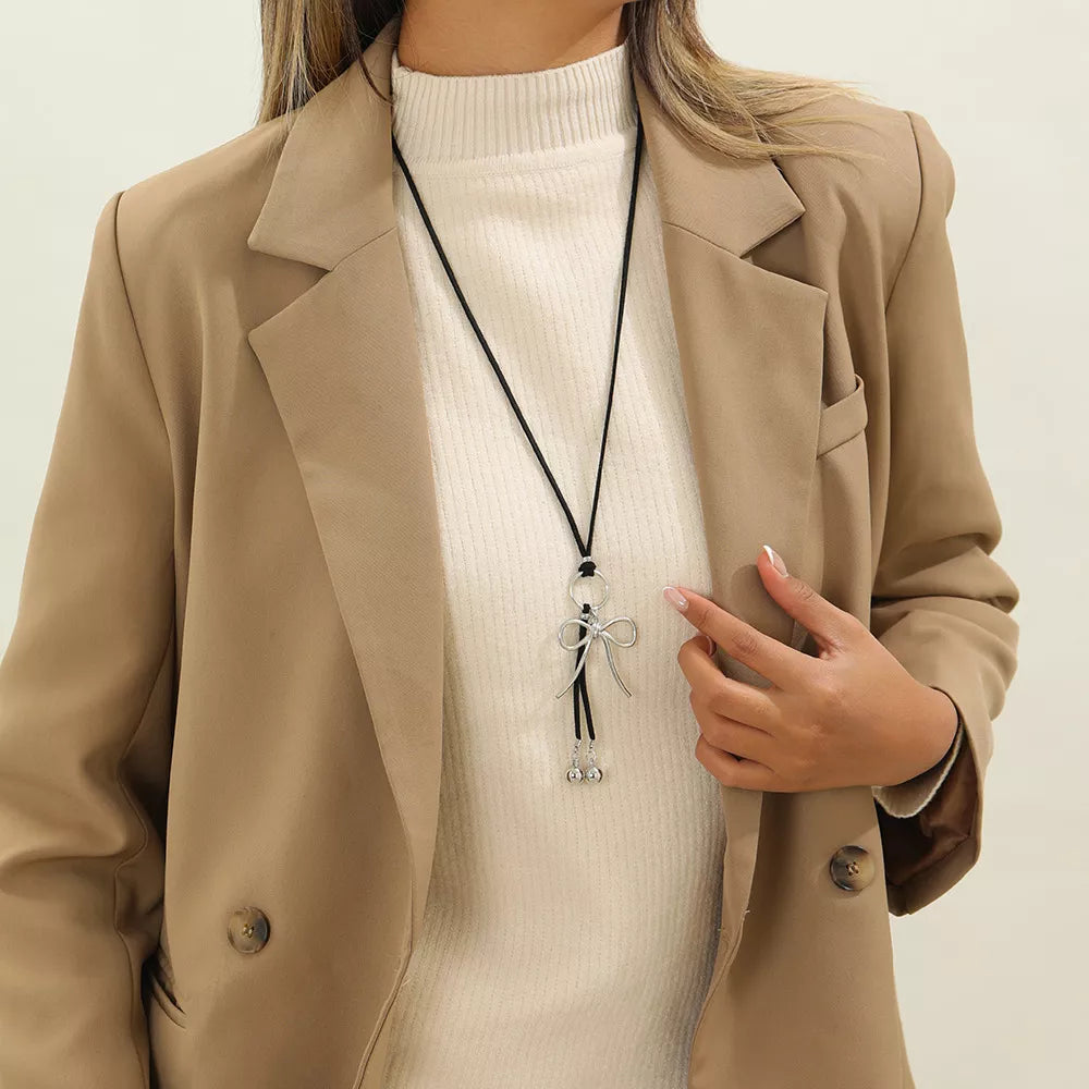 Elegant Bow Pendant Necklace in Silver - women's pendant necklace