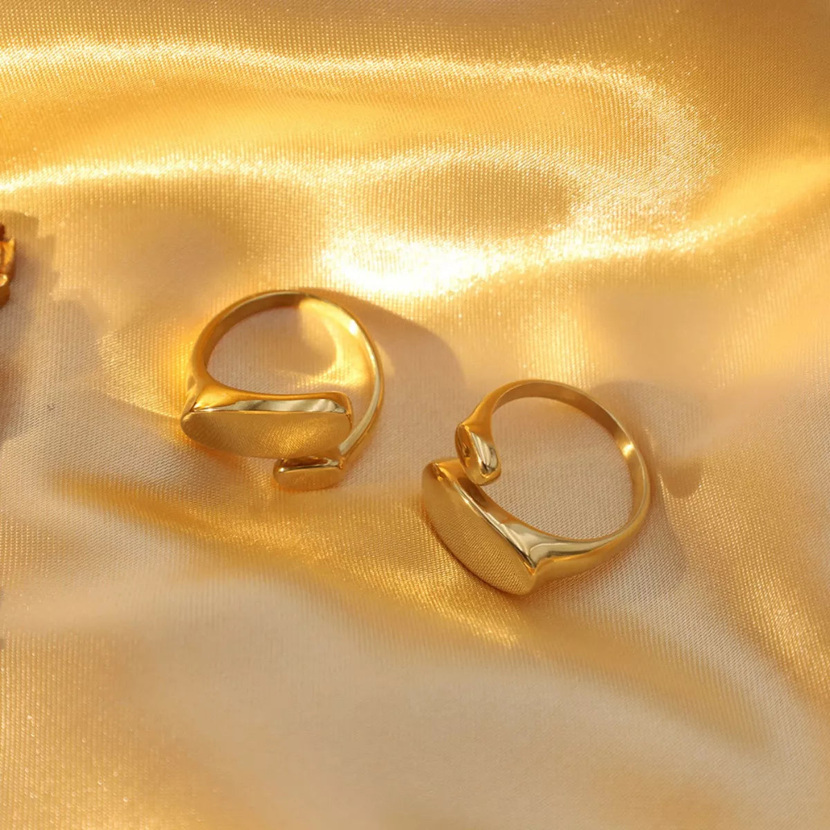18K Gold-Plated Bypass Ring - alternate ring view