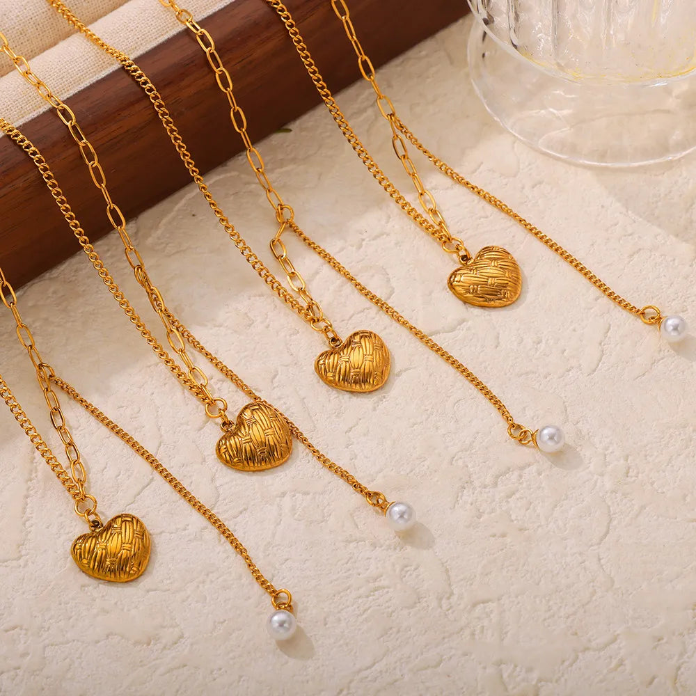 Titanium Steel Imitation Pearl Heart Pendant Necklace - alternate necklace view