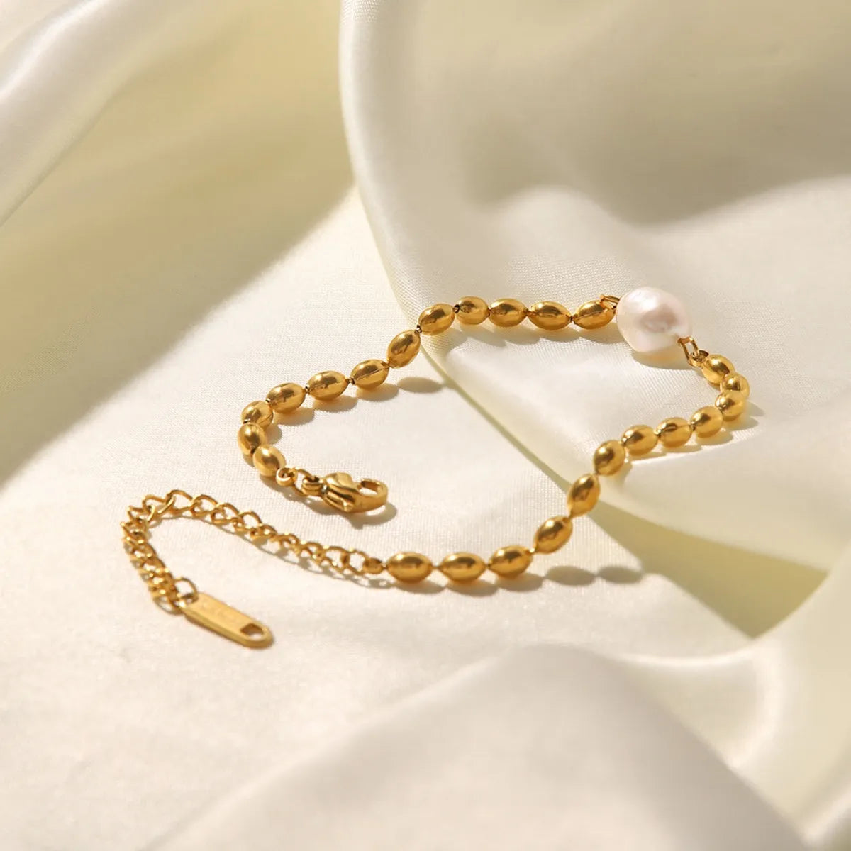 Pearl and Gold Chain Set with Necklace and Bracelet - alternate necklace view