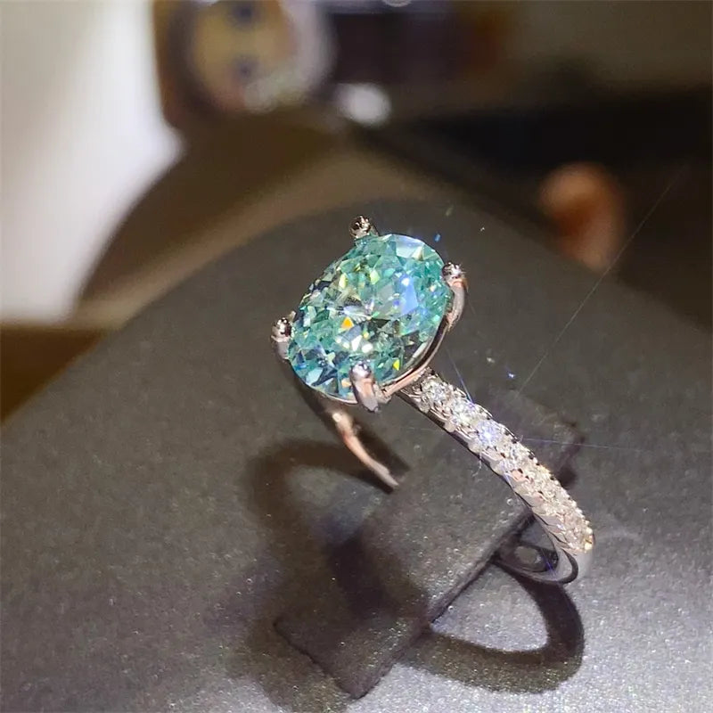 2 Carat Moissanite Zircon Sterling Silver Ring in Silver - women's ring