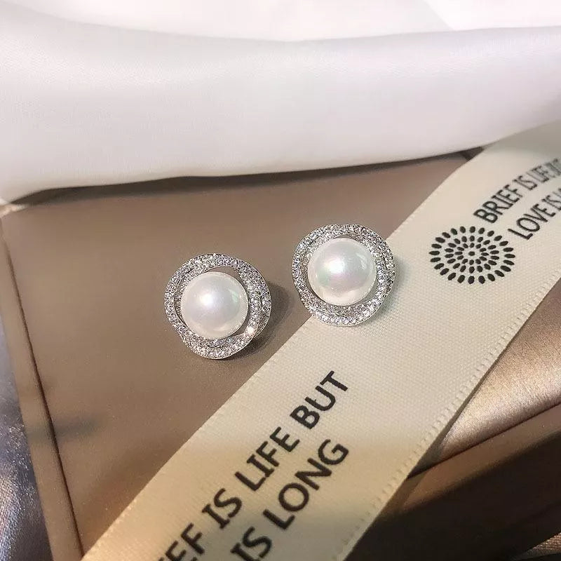 Pearl Stud Earrings - alternate earring view