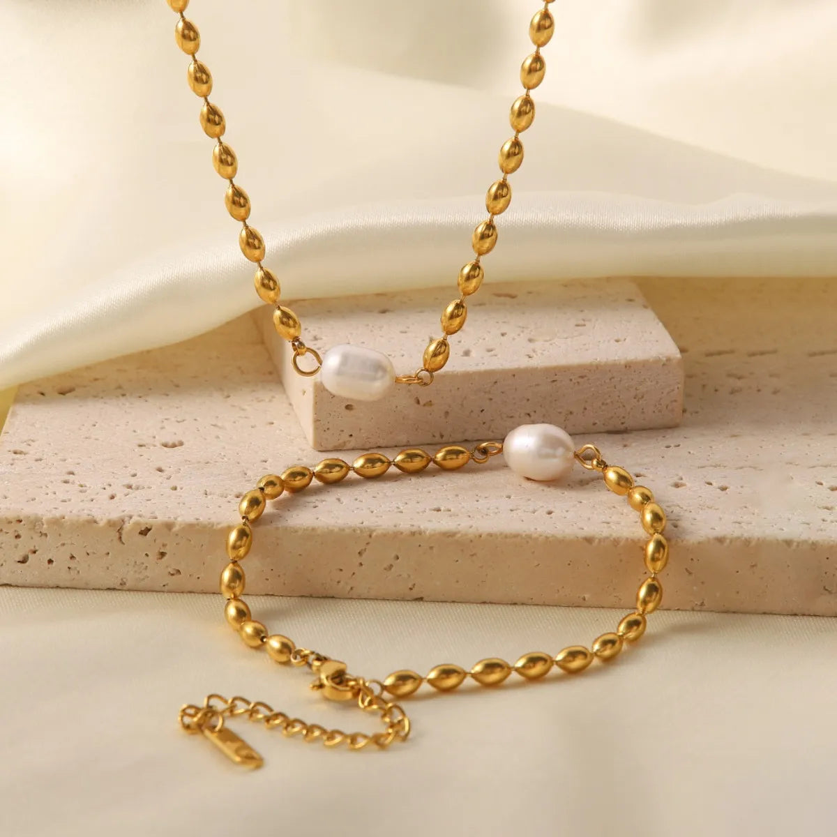 Pearl and Gold Chain Set with Necklace and Bracelet in Gold - women's chain necklace