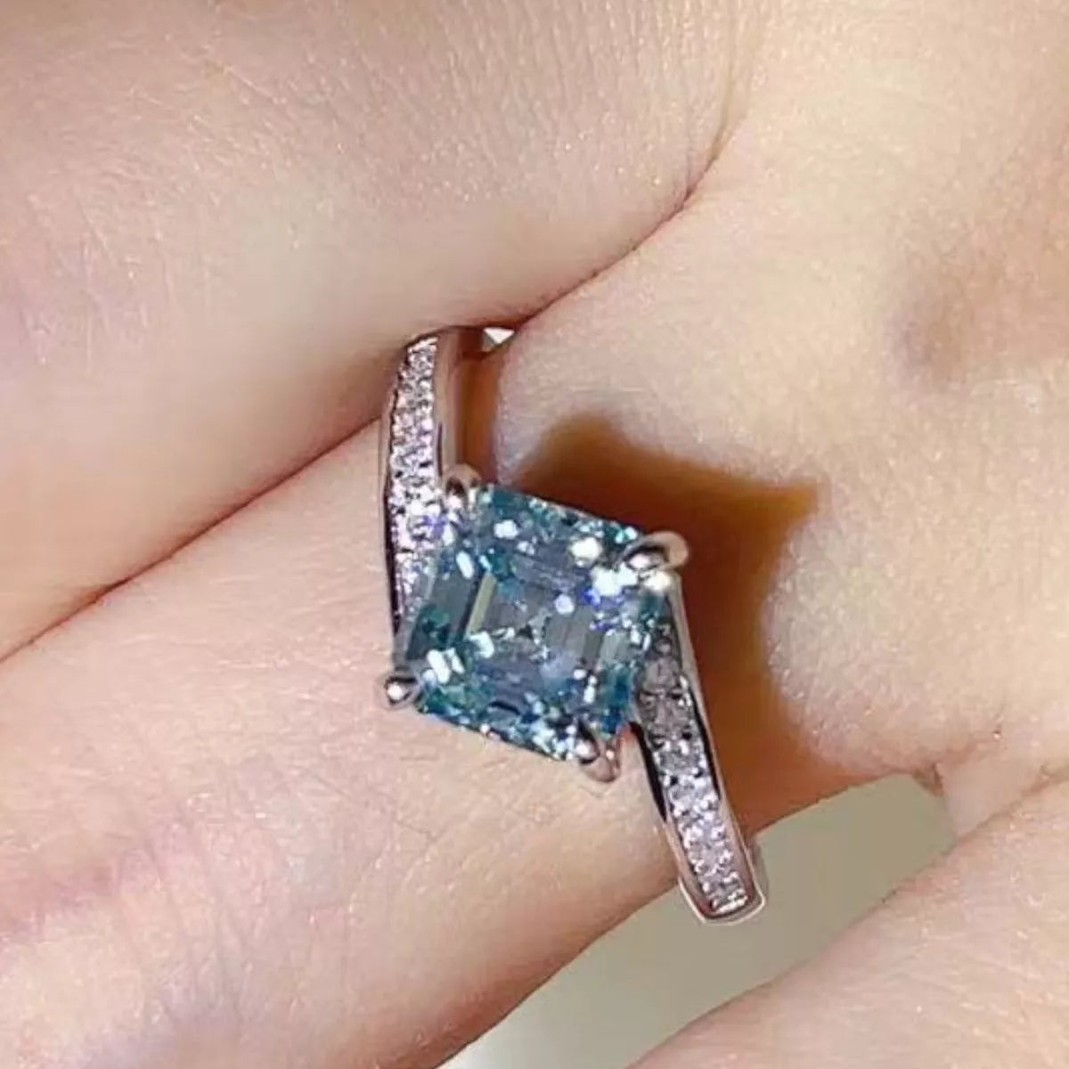 2 Carat Moissanite Sterling Silver Ring in Silver - women's ring