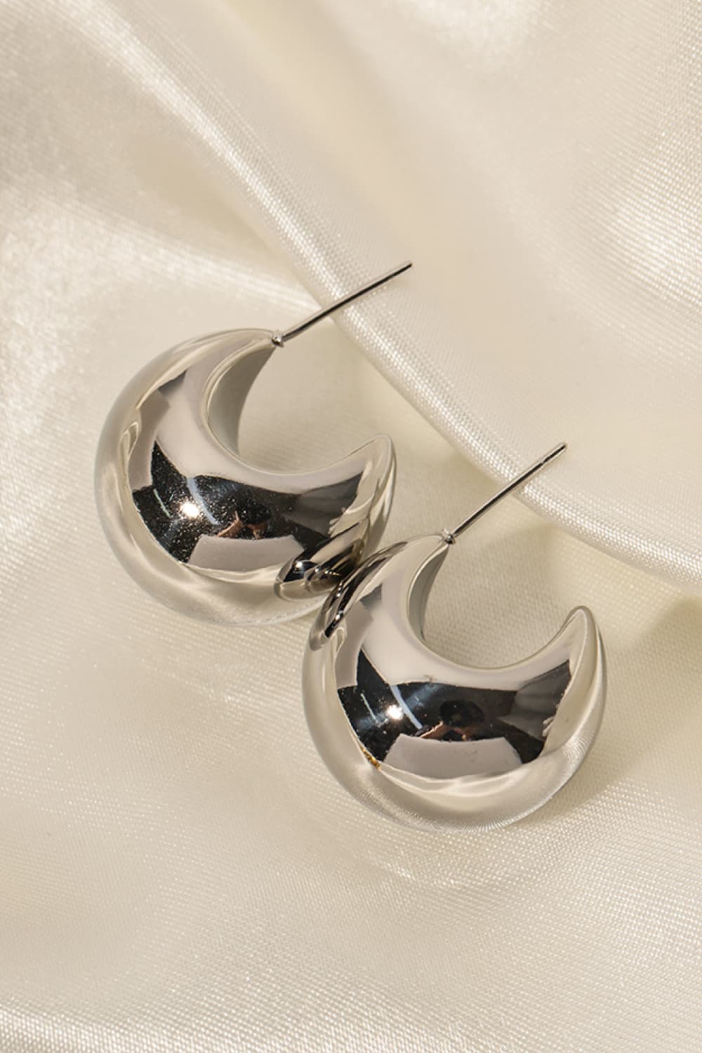 Stainless Steel C-Hoop Earrings in Silver - women's hoop earrings