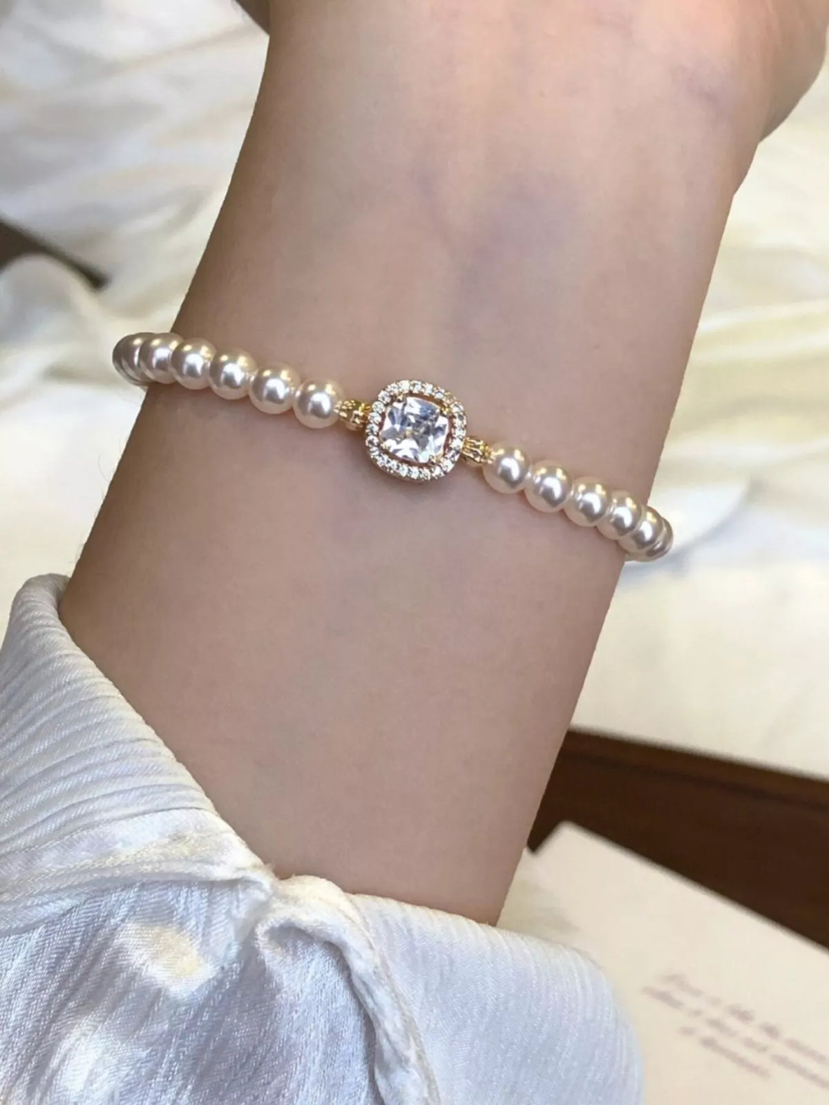 18K Gold-Plated Pearl Bracelet - alternate jewelry view