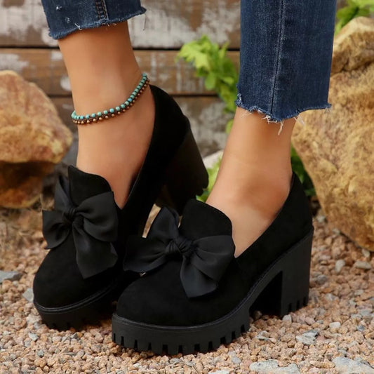 Round-Toe Block-Heel Pumps in Black - women's heels