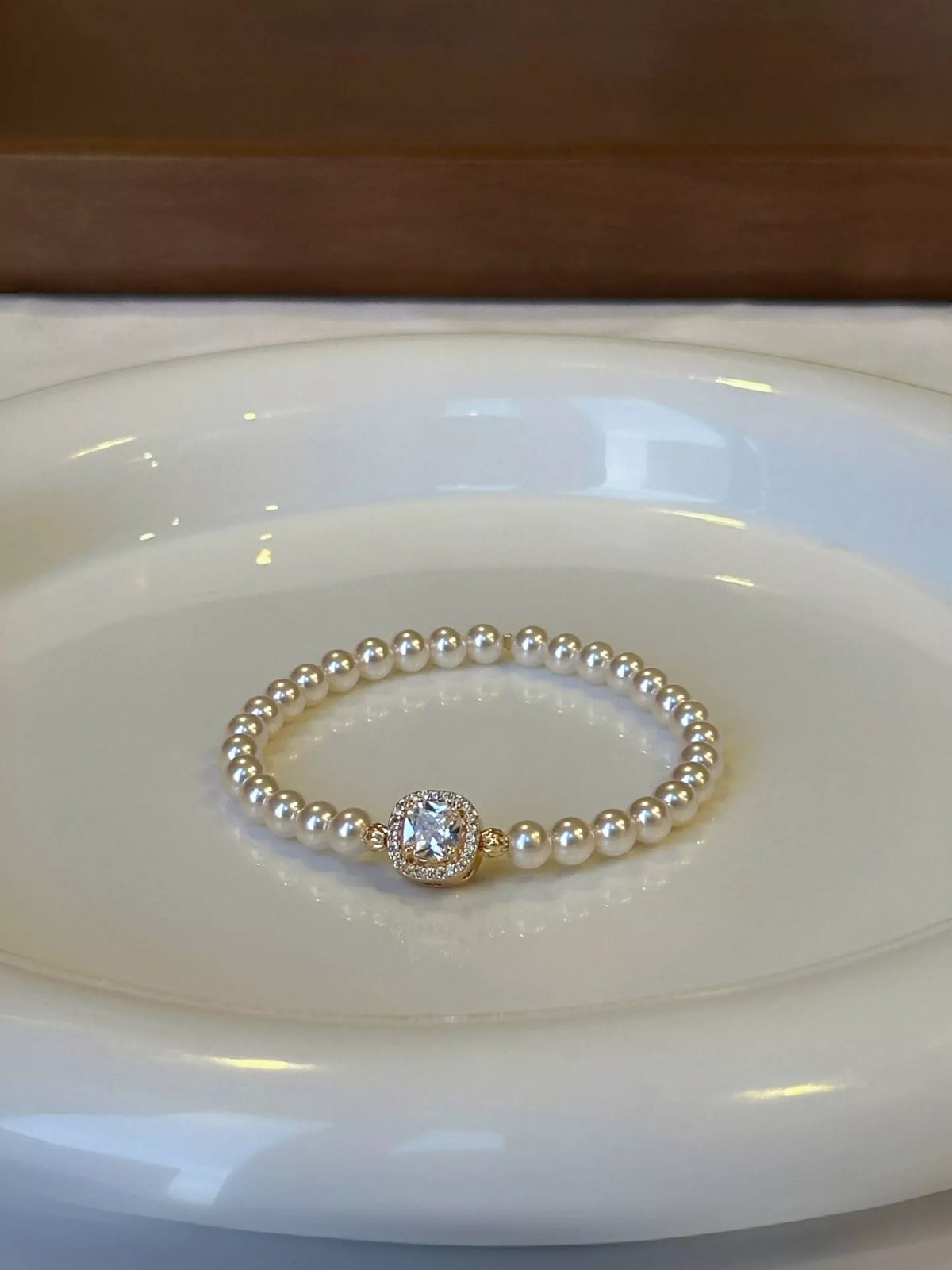 18K Gold-Plated Pearl Bracelet - alternate jewelry view