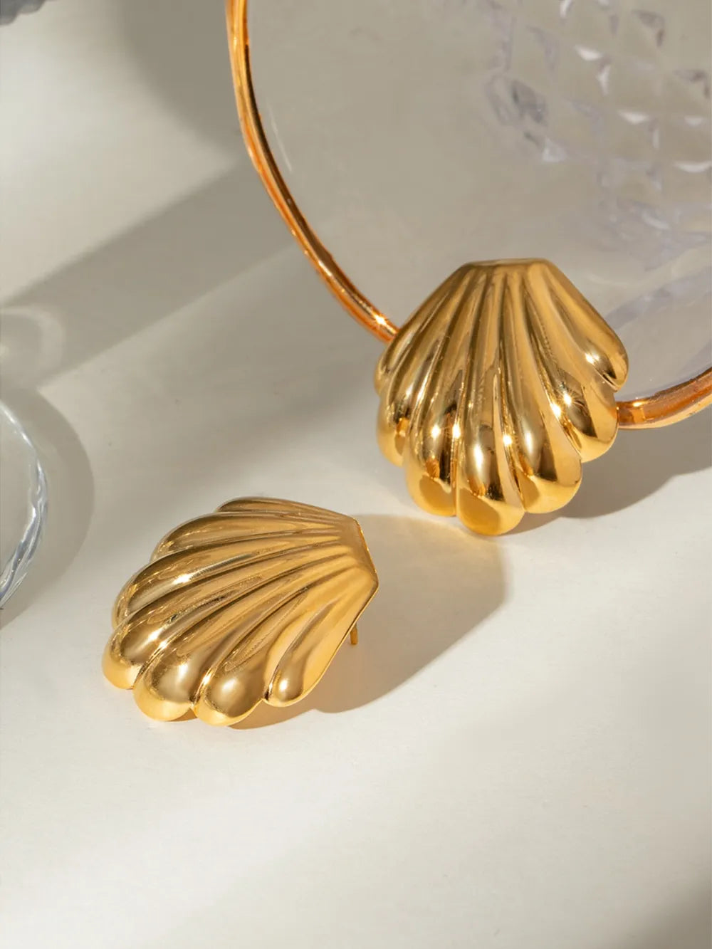 18K Gold-Plated Stainless Steel Shell Stud Earrings - alternate earring view