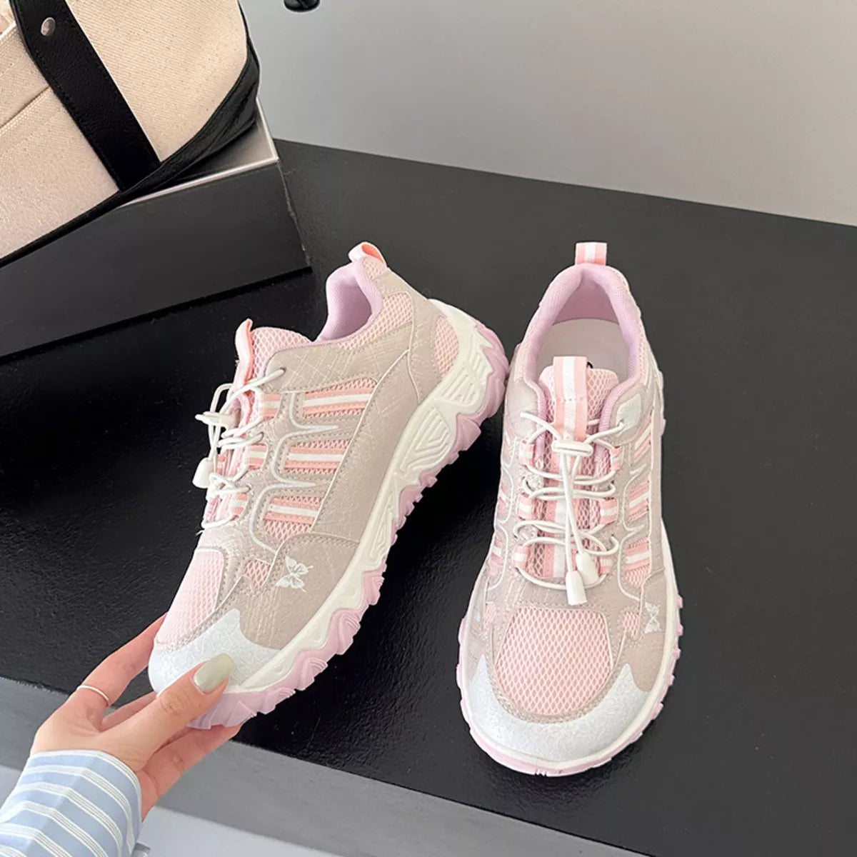 93fdc2211a0e49e5bf86d84bd0f55850-Max-Origin
