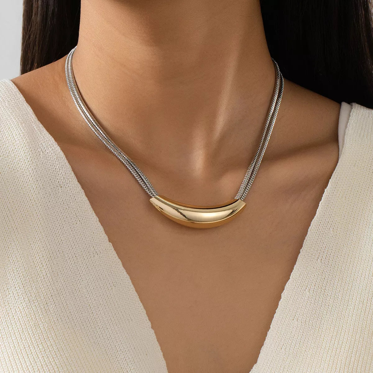 Two-Tone Alloy Curved Pendant Snake Chain Necklace in Gold - women's pendant necklace
