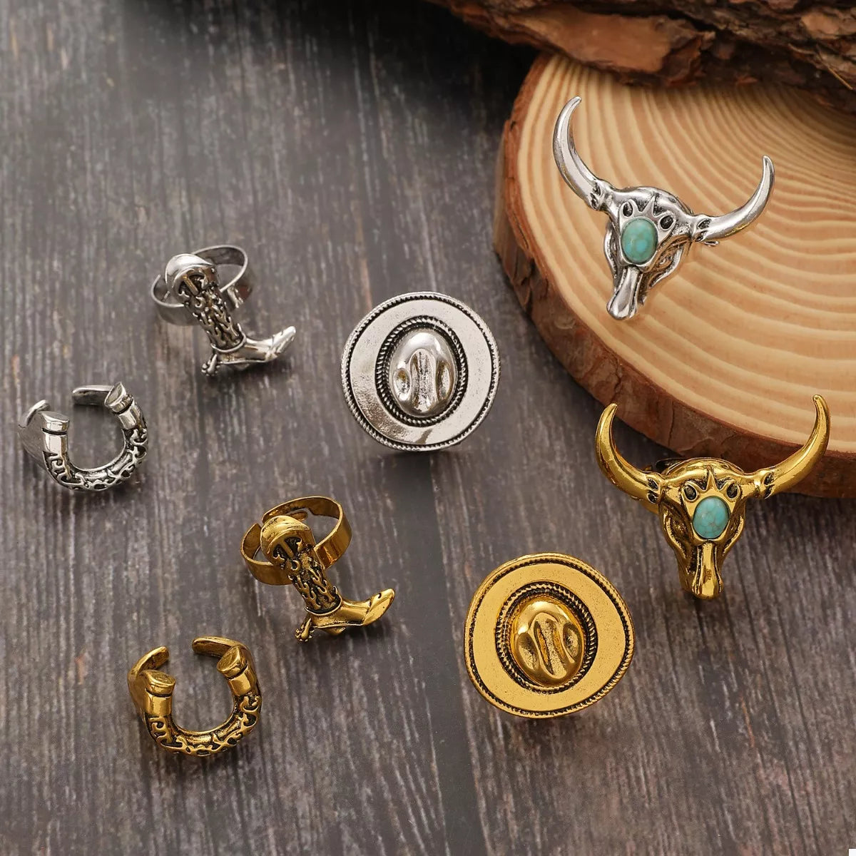 4 Piece Vintage Western Style Bull Head Rings in Silver - women's ring