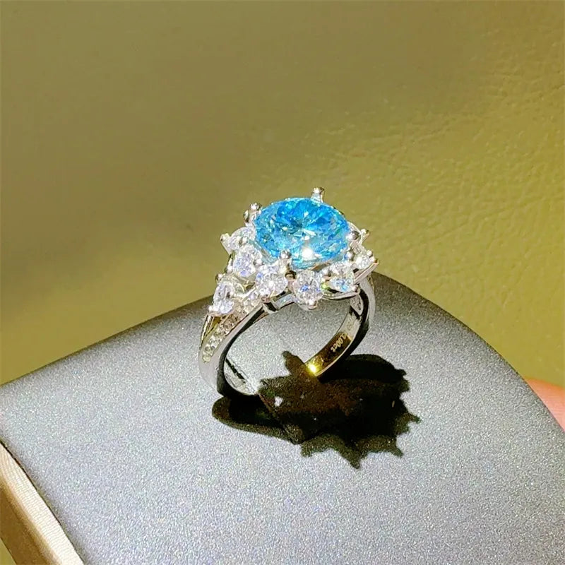3 Carat Moissanite Zircon Sterling Silver Ring in Silver - women's ring