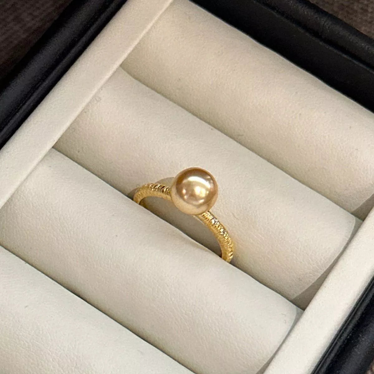 18K Gold-Plated Pearl Ring - alternate ring view