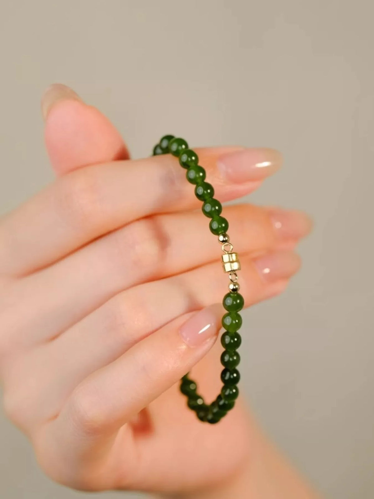 Agate Beaded Bracelet - alternate jewelry view