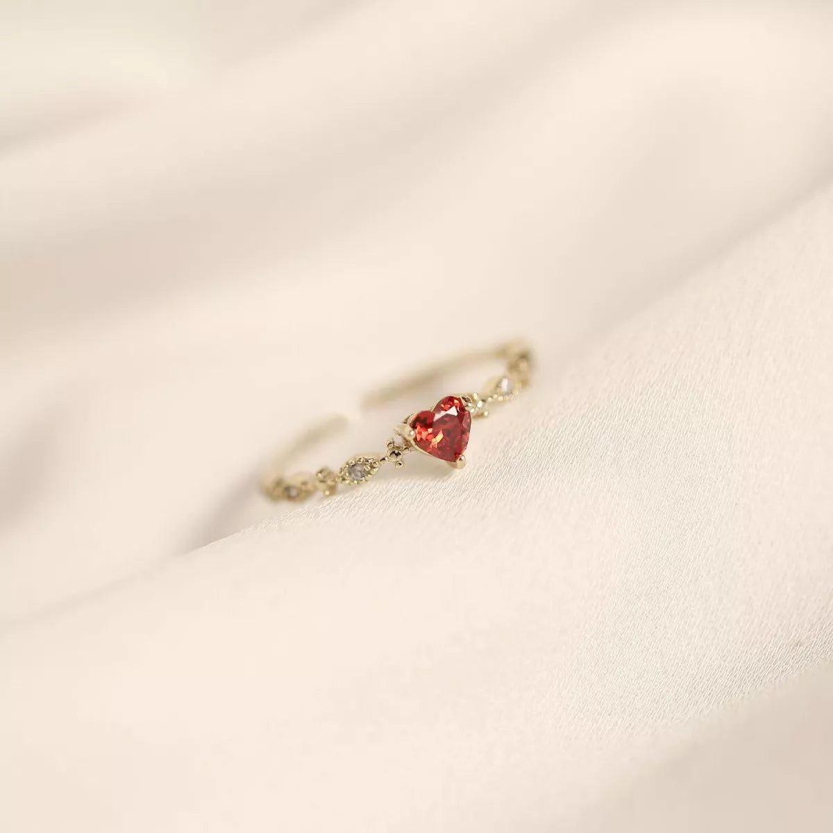 Sterling Silver Zircon Heart Open Ring - alternate ring view