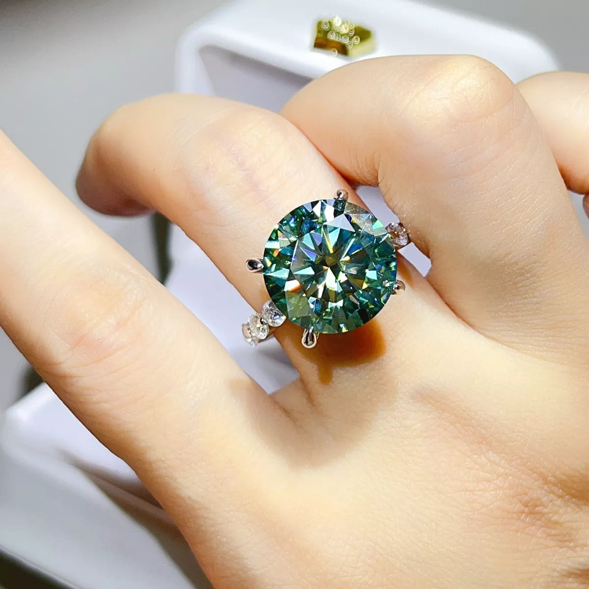 10 Carat Sterling Silver Moissanite Ring in Matcha Green - women's ring