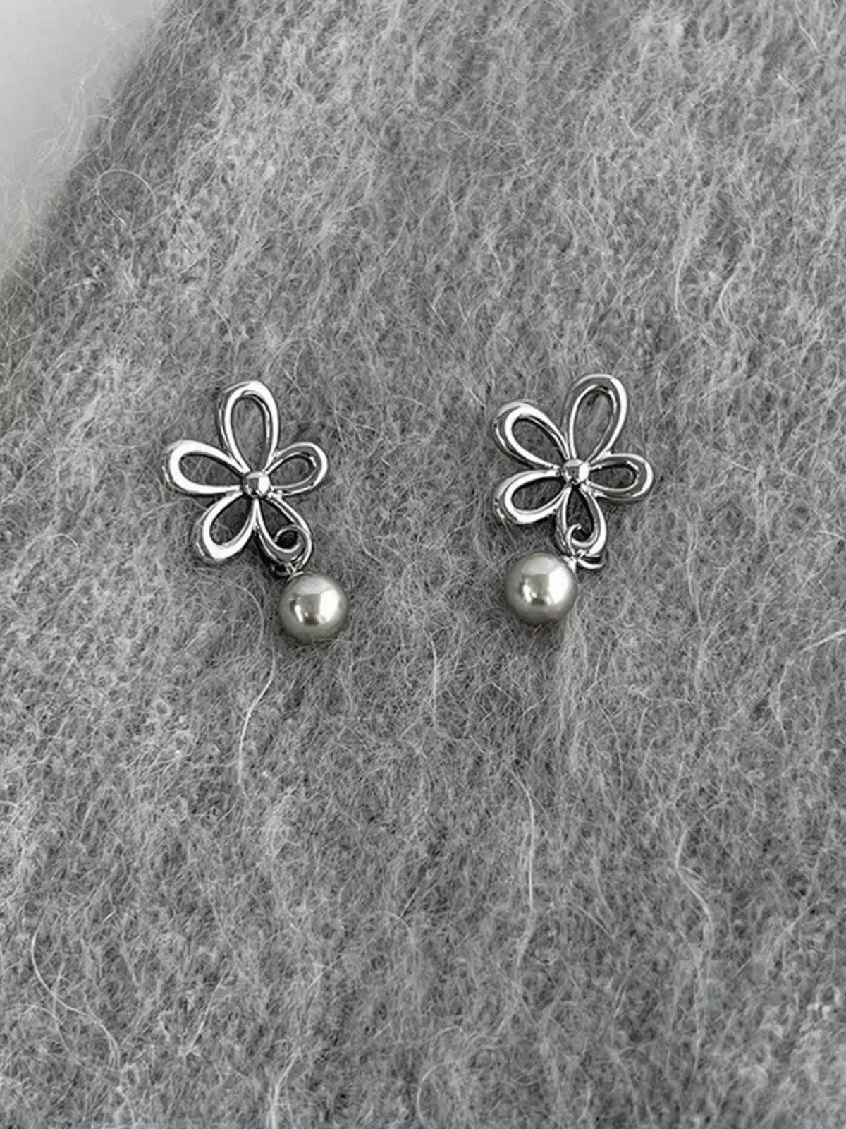 Flower Pearl Drop Earrings - alternate earring view