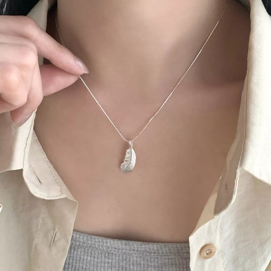 Feather Pendant Necklace in Silver - women's pendant necklace