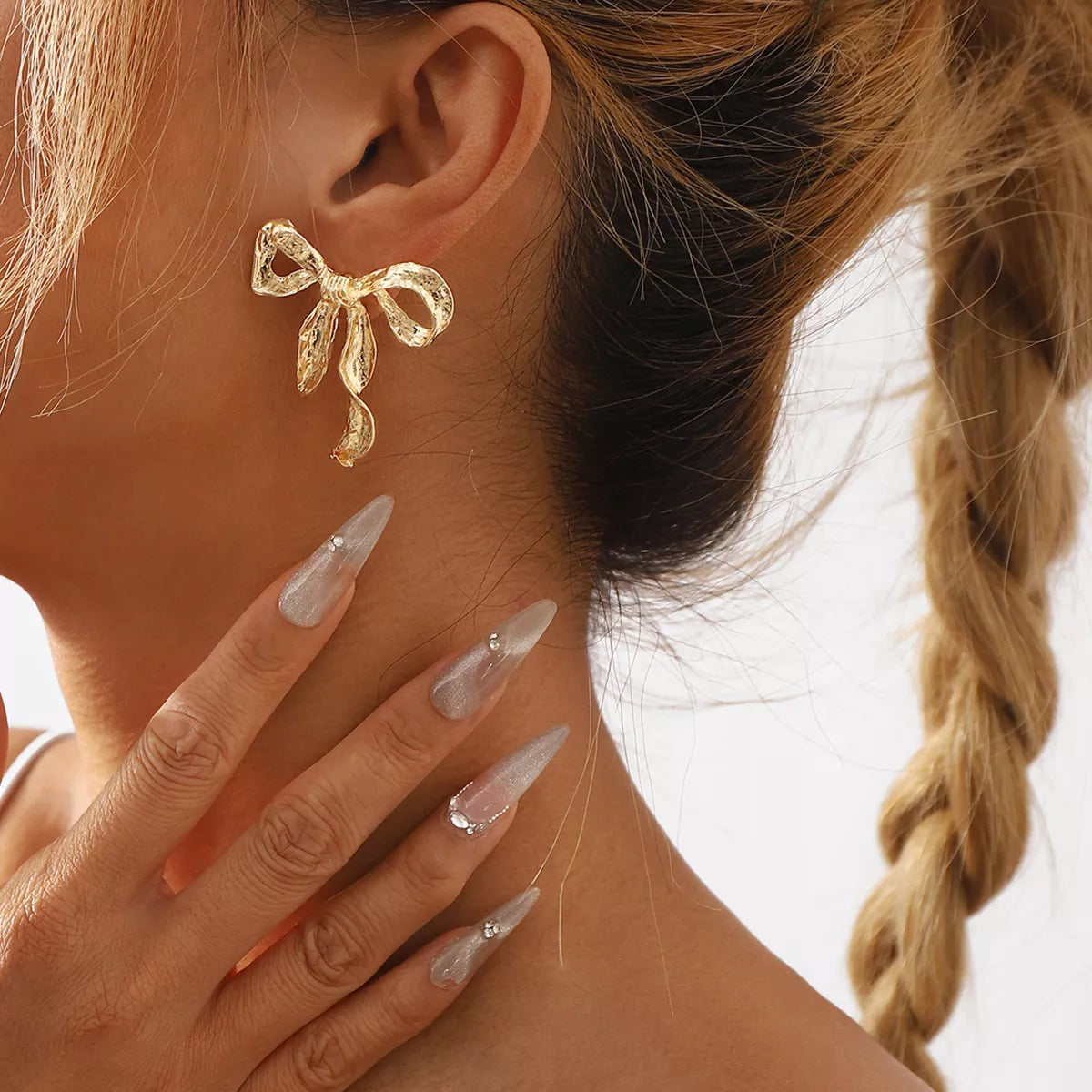 18K Gold-Plated Bow Earrings in Gold - women's earrings