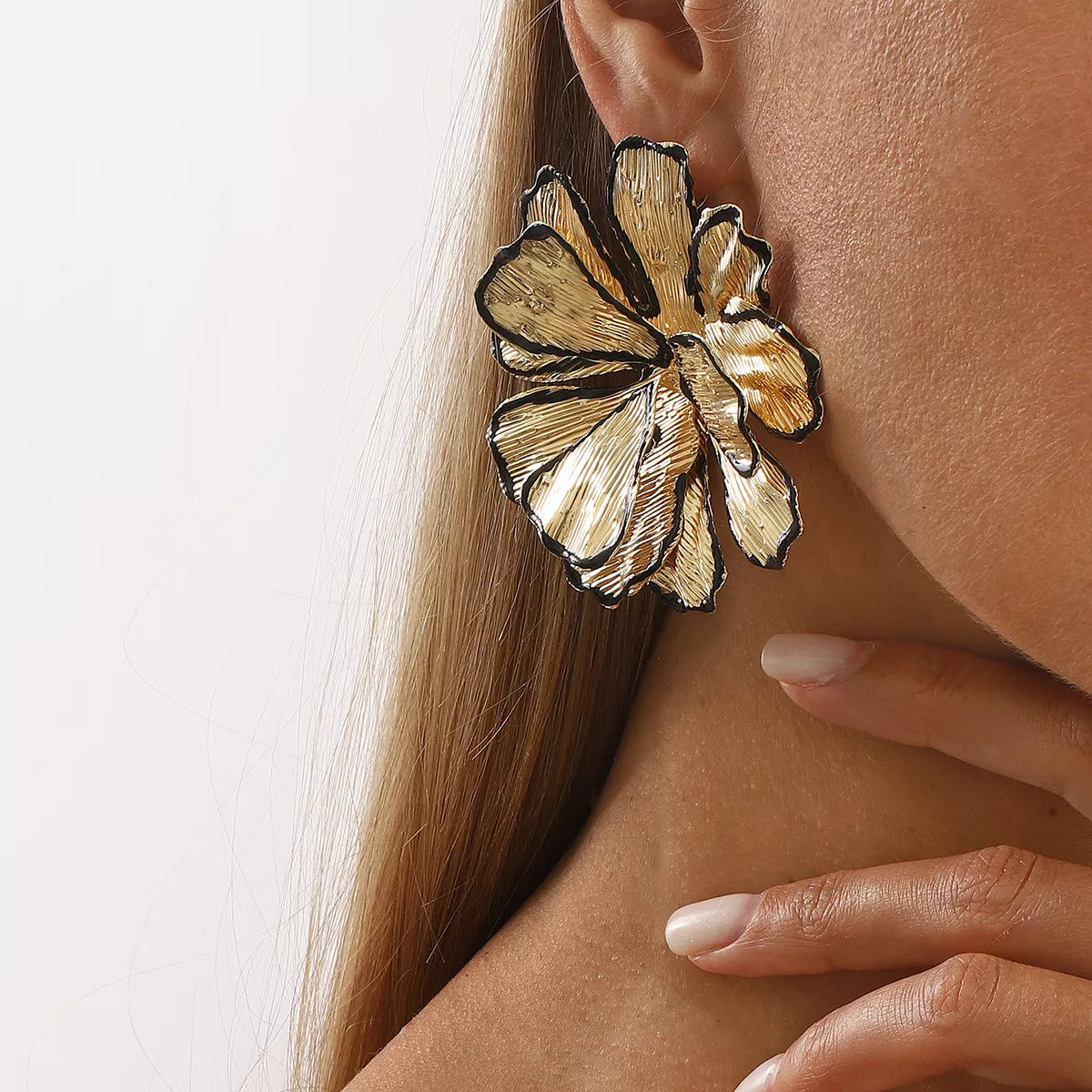 18K Gold-Plated Flower Stud Earrings - alternate earring view