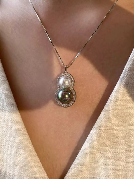 Gourd Pendant Necklace in Silver - women's pendant necklace