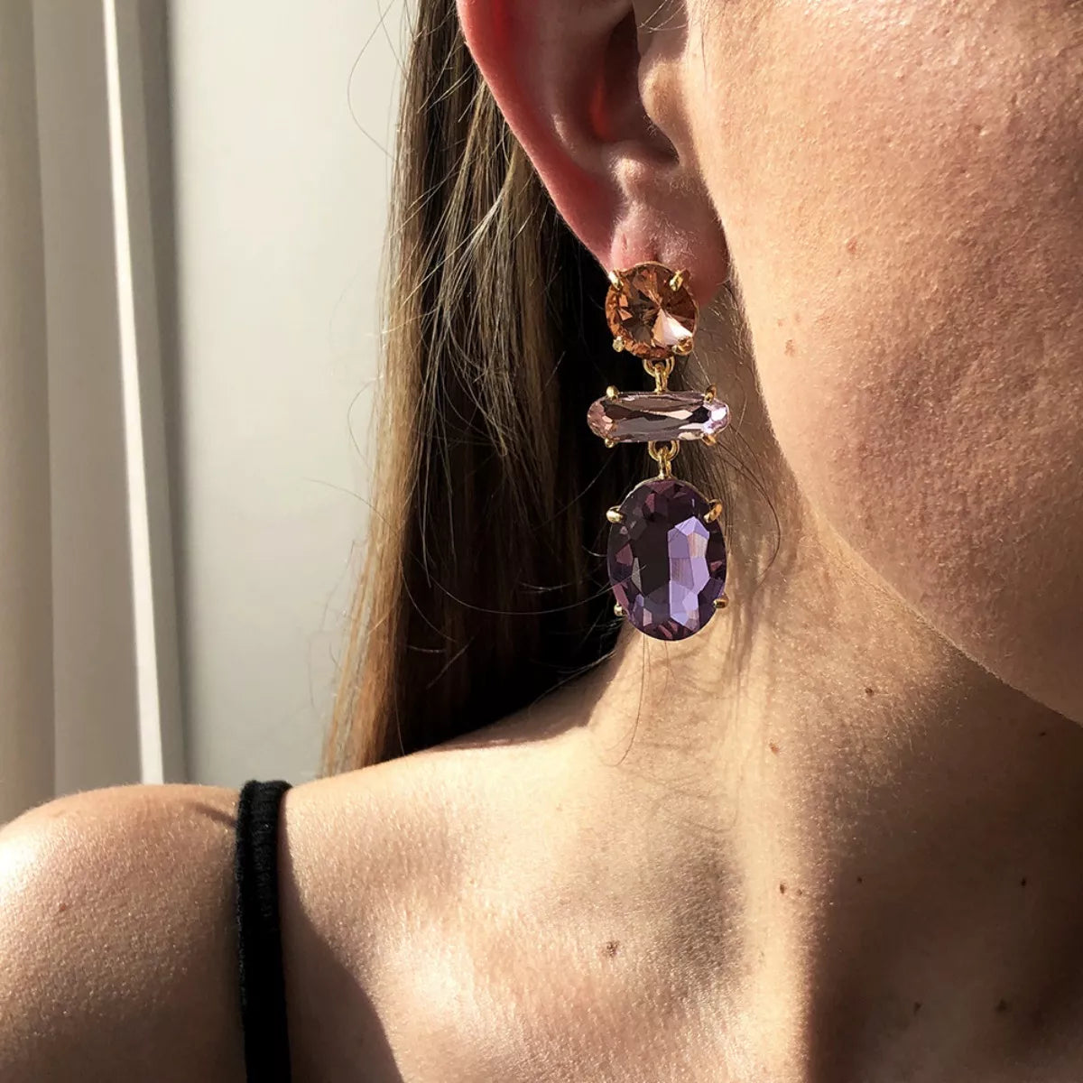 Alloy Geometric Dangle Earrings - alternate earring view