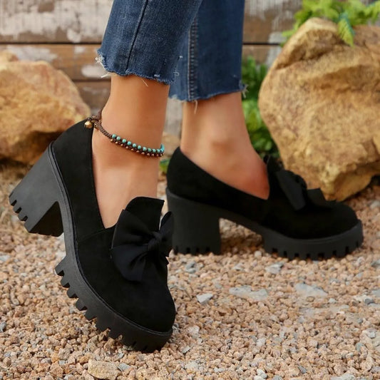 Round-Toe Block-Heel Pumps in Black - women's heels
