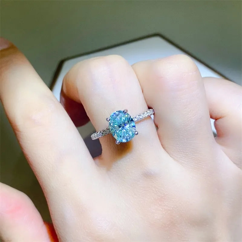 2 Carat Moissanite Zircon Sterling Silver Ring in Silver - women's ring