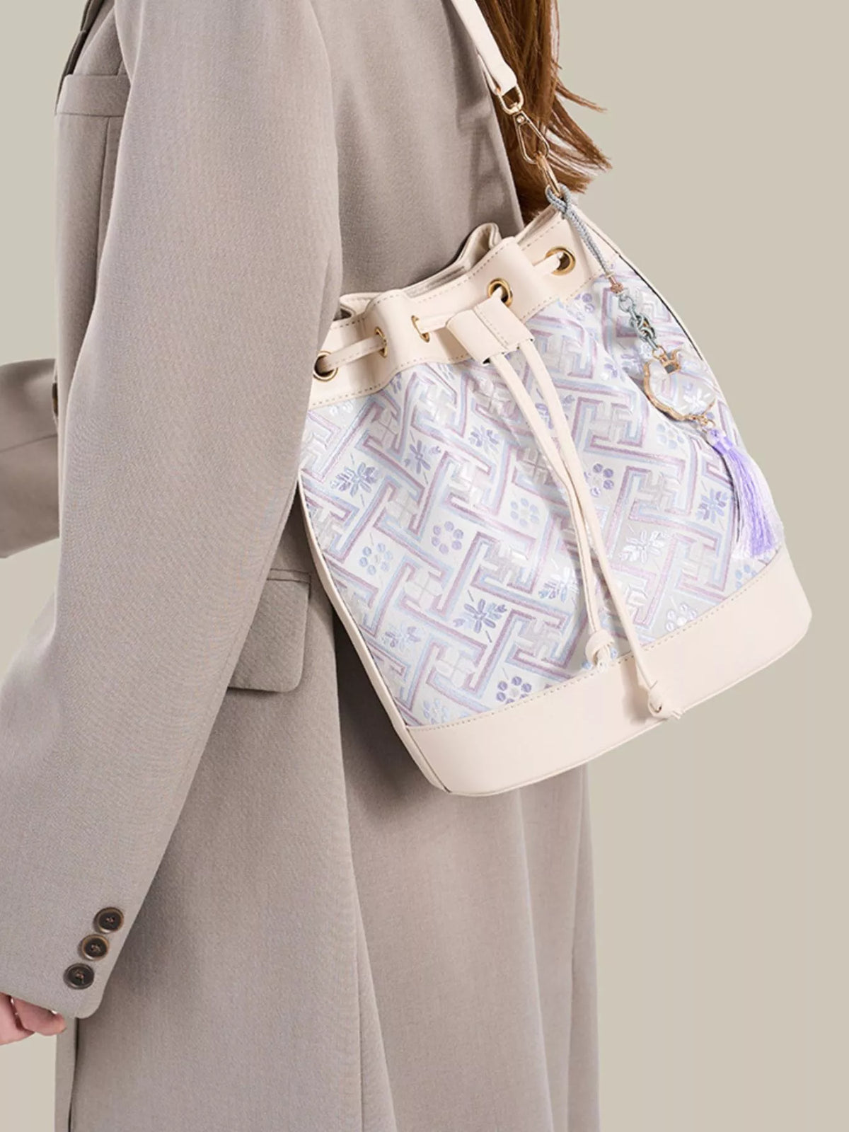 e4dc3985-365a-4e4d-8f42-066f55b8213a-Max-Origin