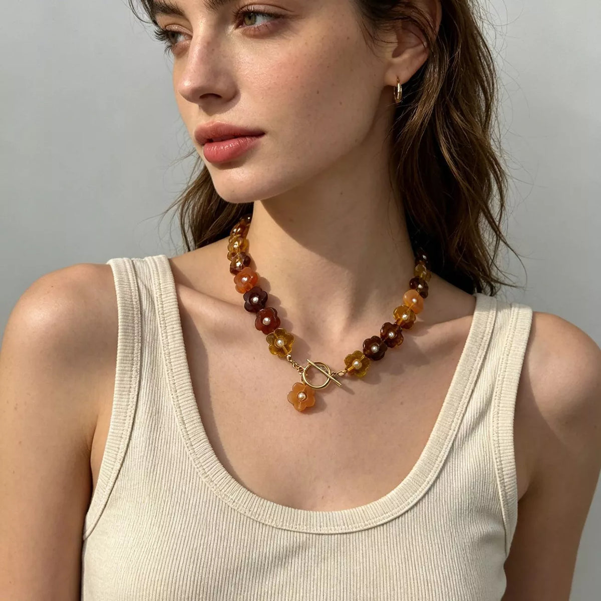 Retro Resin Flower Charm Necklace - alternate necklace view