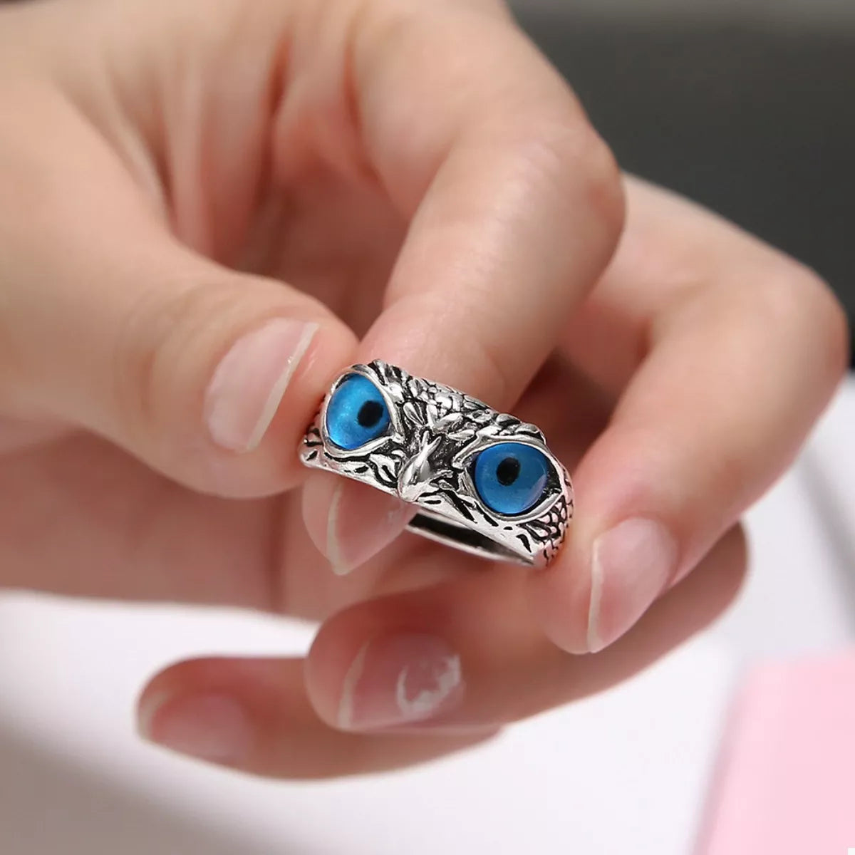 Alloy Owl Eyes Ring - alternate ring view